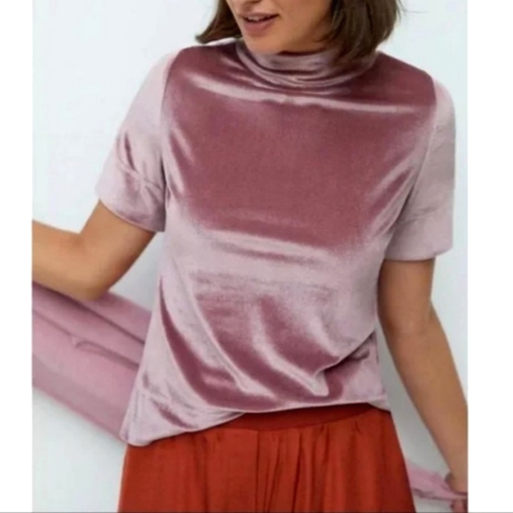 New Anthropologie krishna  velvet mock neck top women's size medium